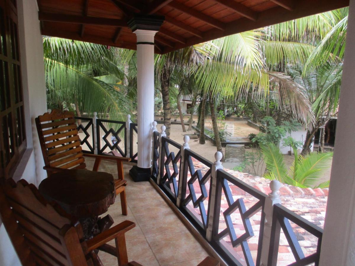 Ibisbird Beach Bungalows, Sport, Spa And Restaurant Тангалле Екстер'єр фото