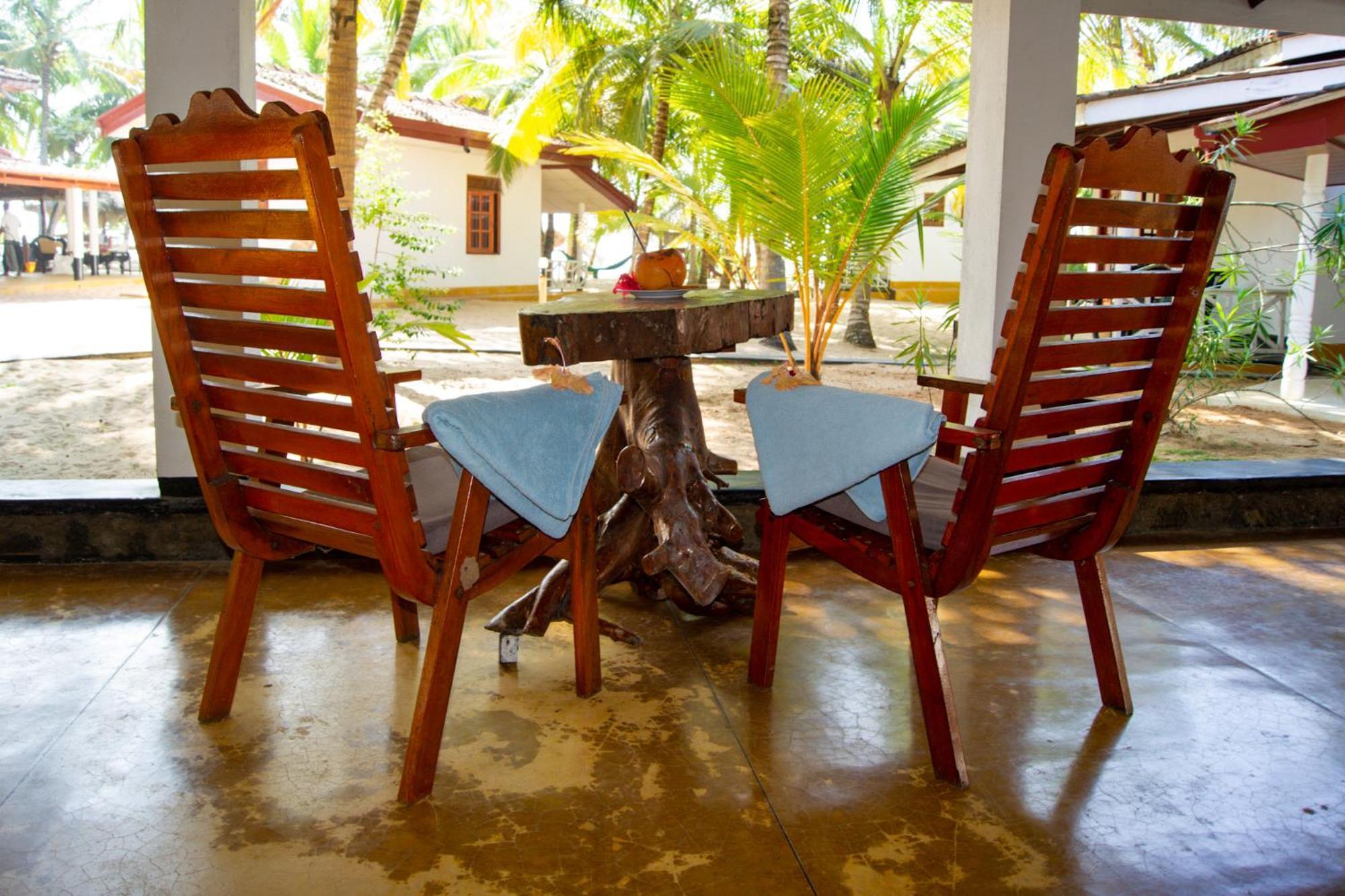 Ibisbird Beach Bungalows, Sport, Spa And Restaurant Тангалле Екстер'єр фото