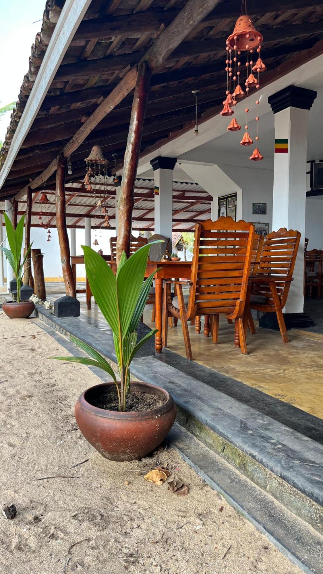 Ibisbird Beach Bungalows, Sport, Spa And Restaurant Тангалле Екстер'єр фото