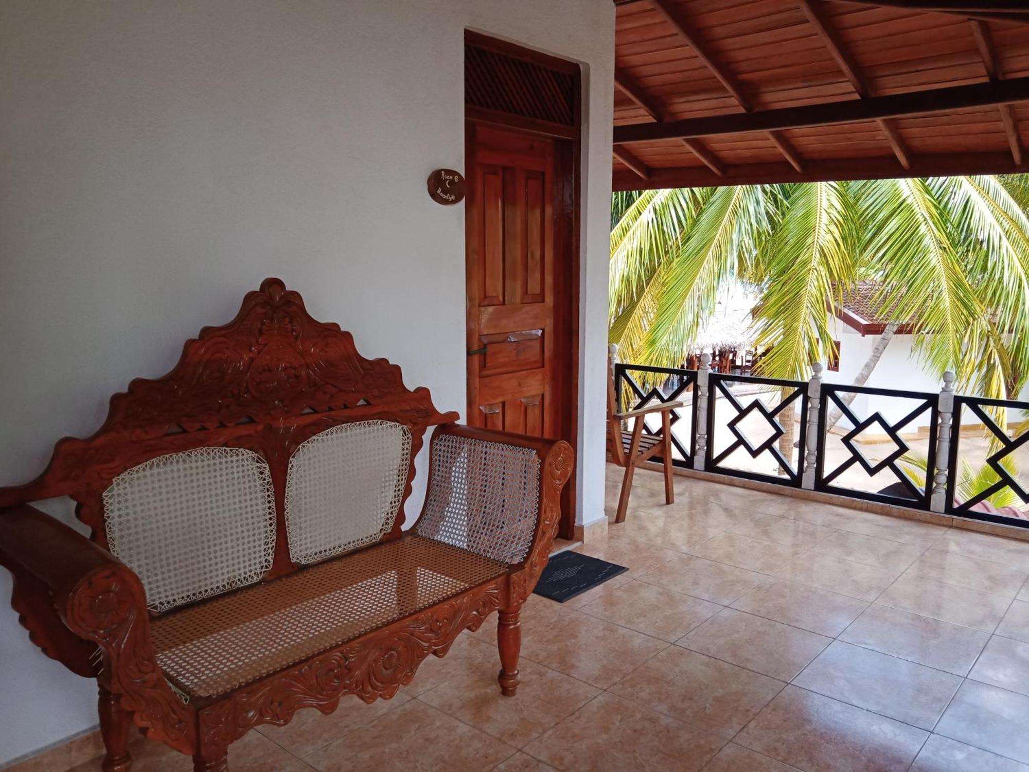 Ibisbird Beach Bungalows, Sport, Spa And Restaurant Тангалле Екстер'єр фото