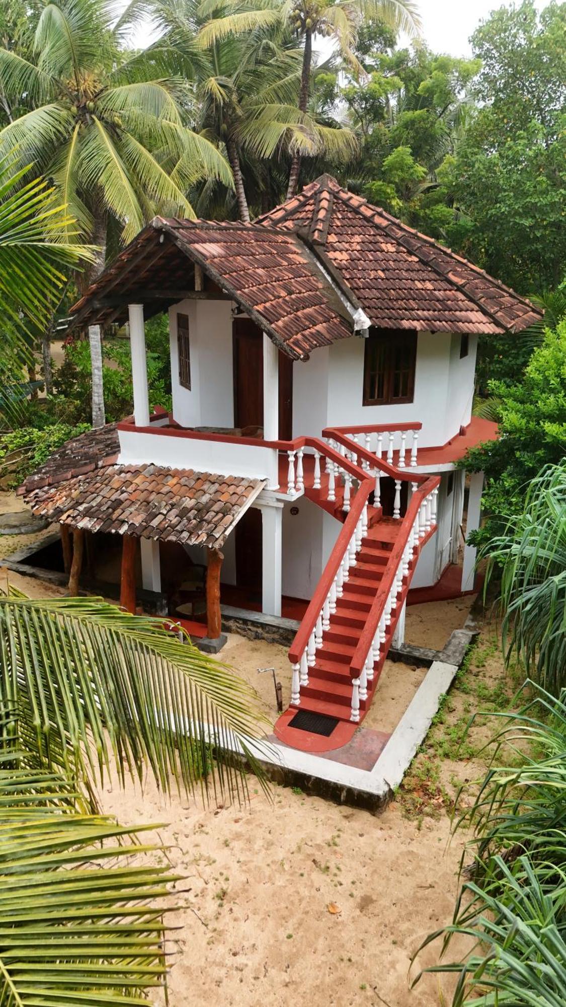 Ibisbird Beach Bungalows, Sport, Spa And Restaurant Тангалле Екстер'єр фото
